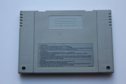 Vampire's Kiss rear cart SNES